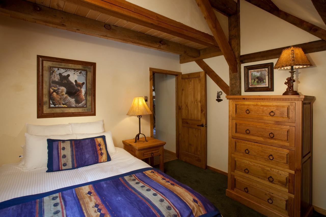 Cottam'S Lodge By Alpine Village Suites Taos Ski Valley Eksteriør bilde